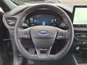 Ford Kuga thumbnail 11