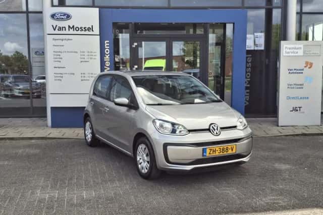 Volkswagen Up! (2019) thumbnail 3