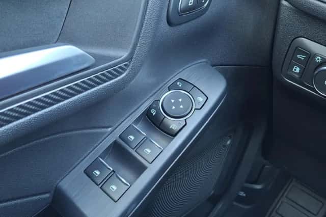 Ford Kuga (2025) thumbnail 29