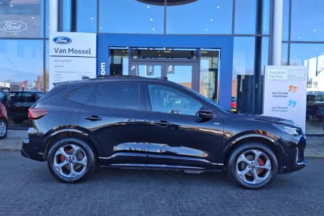 Ford Kuga (2025) thumbnail 4