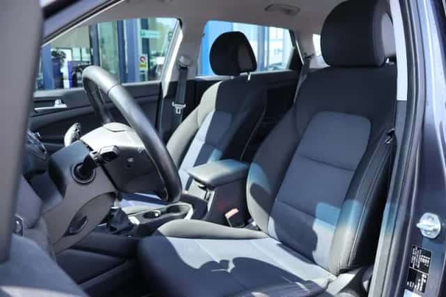 Hyundai Tucson (2017) thumbnail 3