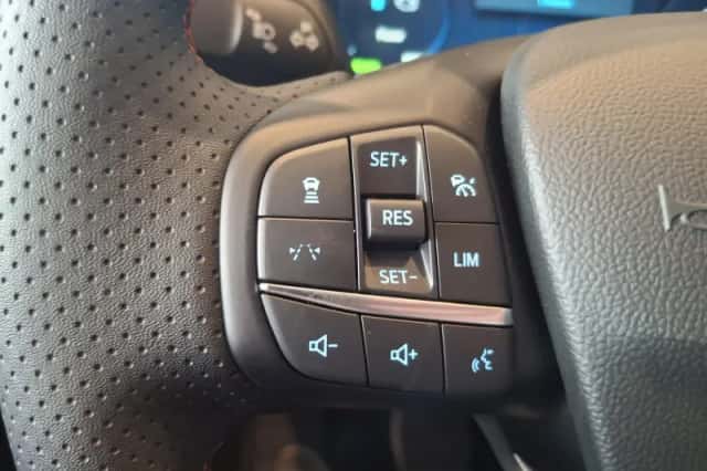Ford Kuga (2026) thumbnail 17