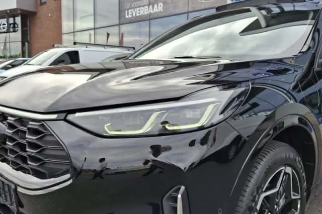 Ford Kuga (2025) thumbnail 2