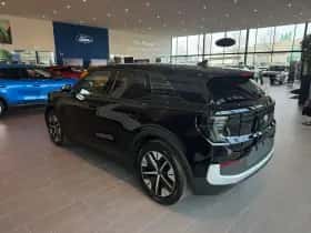 Ford Explorer thumbnail 2
