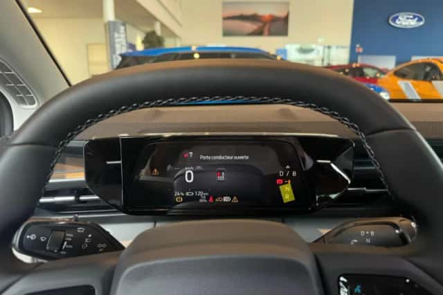 Ford Explorer (2026) thumbnail 13