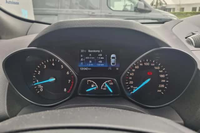 Ford Kuga (2018) thumbnail 18