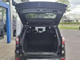 Ford Kuga thumbnail 9