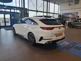 Kia Proceed thumbnail 4