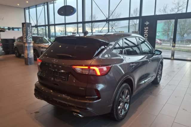 Ford Kuga (2021) thumbnail 6