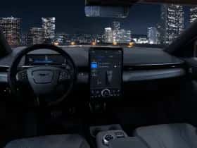 Ford Mustang Mach-E (2026) thumbnail 10