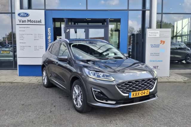 Ford Kuga (2022) thumbnail 3