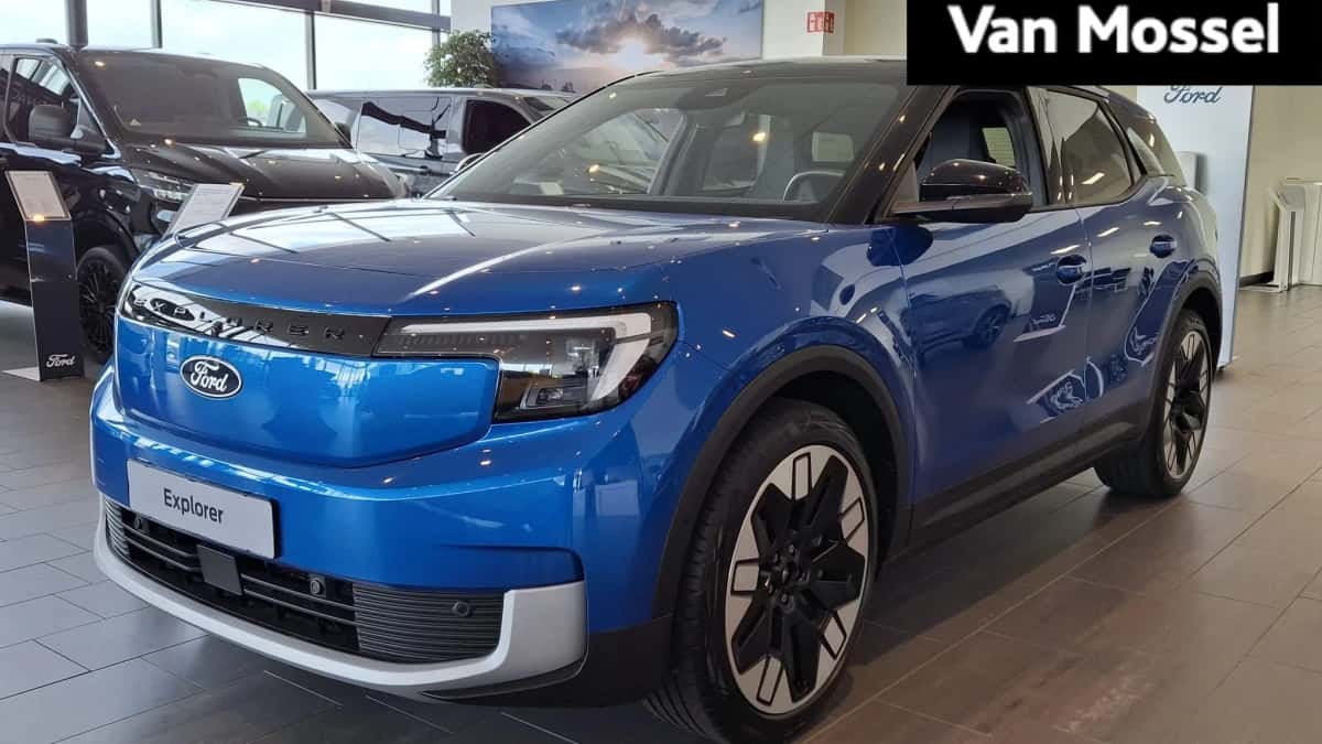 Ford Explorer — foto 1