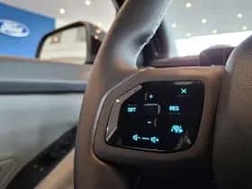 Ford Explorer thumbnail 11