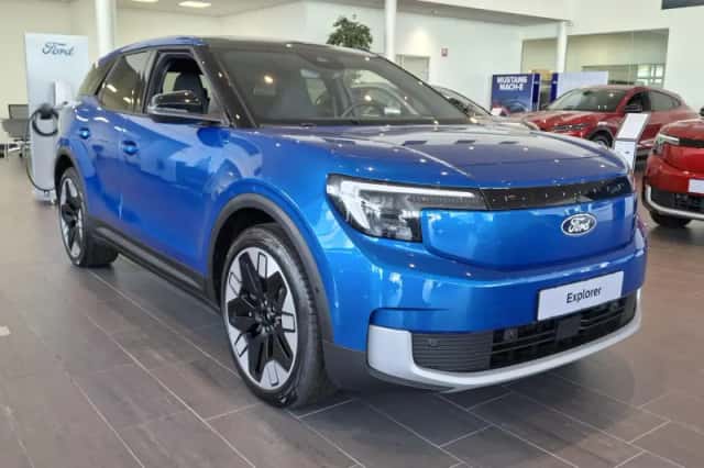 Ford Explorer (2026) thumbnail 4