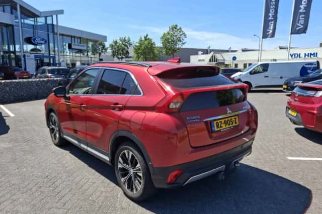 Mitsubishi Eclipse Cross (2018) thumbnail 2