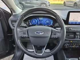 Ford Focus thumbnail 15