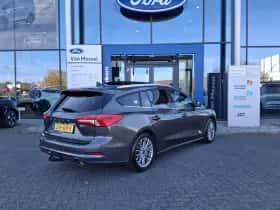 Ford Focus thumbnail 5