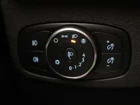 Ford Focus thumbnail 18