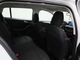 Ford Focus thumbnail 30