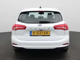 Ford Focus thumbnail 5