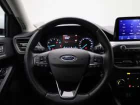 Ford Focus thumbnail 7