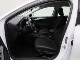 Ford Focus thumbnail 9