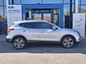 Nissan Qashqai thumbnail 4
