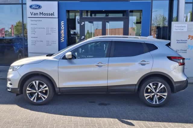 Nissan Qashqai (2019) thumbnail 5