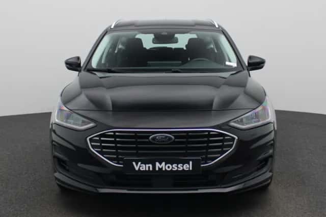 Ford Focus (2023) thumbnail 3