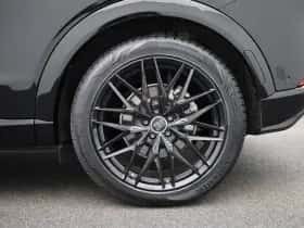 Ford Mustang Mach-E thumbnail 13