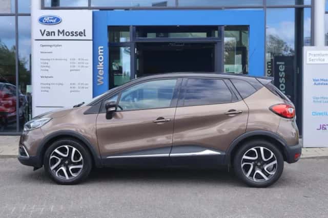 Renault Captur (2014) thumbnail 3