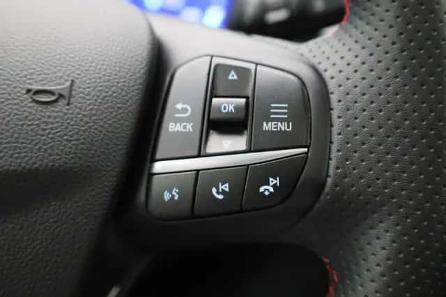 Ford Kuga (2023) thumbnail 19
