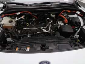 Ford Kuga thumbnail 33