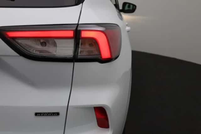 Ford Kuga (2023) thumbnail 40