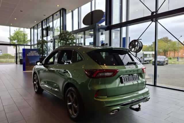 Ford Kuga (2026) thumbnail 4