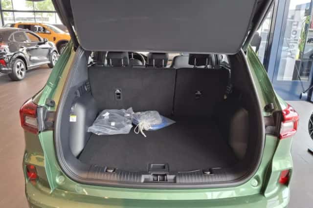 Ford Kuga (2026) thumbnail 6