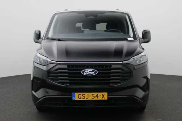 Ford Transit Custom (2024) thumbnail 3