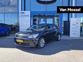 Kia Rio thumbnail 1