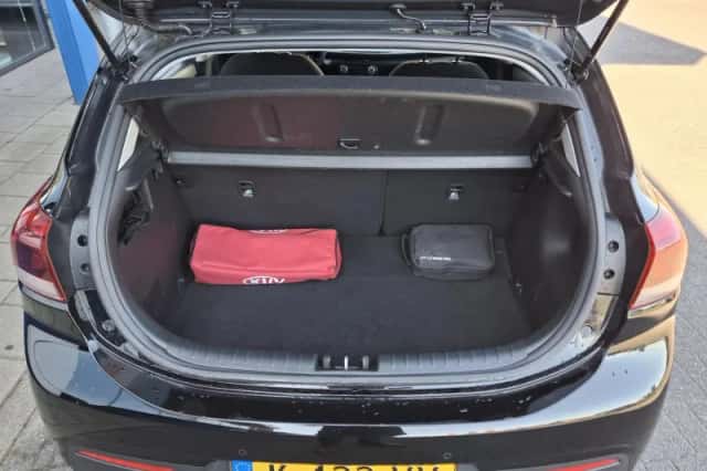 Kia Rio (2021) thumbnail 7