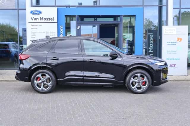 Ford Kuga (2026) thumbnail 4