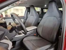Ford Explorer thumbnail 5