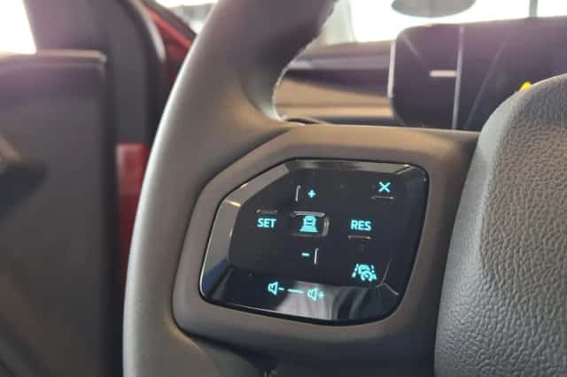 Ford Explorer (2026) thumbnail 9