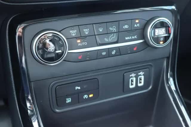 Ford EcoSport (2018) thumbnail 5