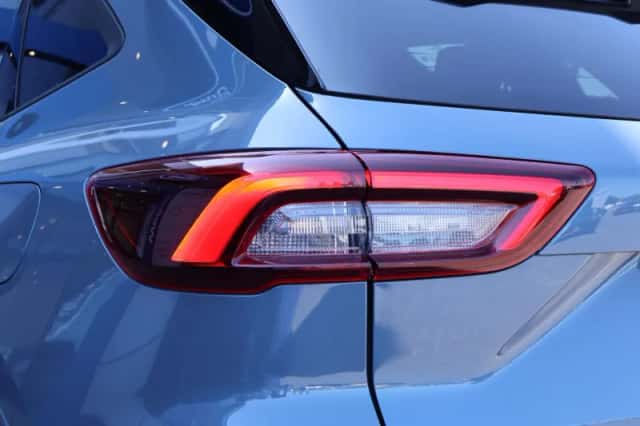 Ford Kuga (2026) thumbnail 4