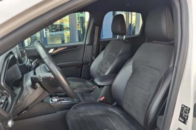 Ford Kuga (2021) thumbnail 12