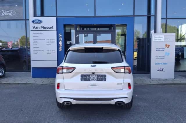 Ford Kuga (2021) thumbnail 7