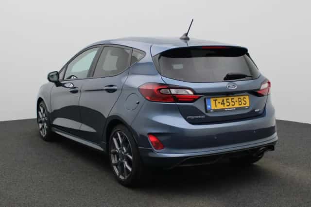 Ford Fiesta (2023) thumbnail 2