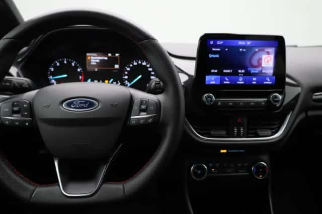 Ford Fiesta (2023) thumbnail 7