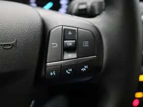 Ford Focus (2022) thumbnail 16