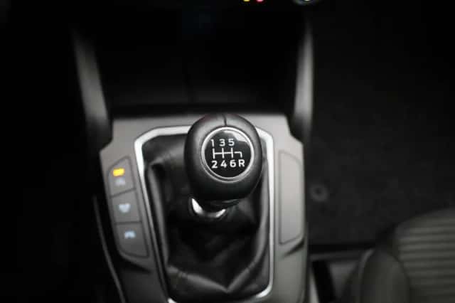 Ford Focus (2022) thumbnail 24